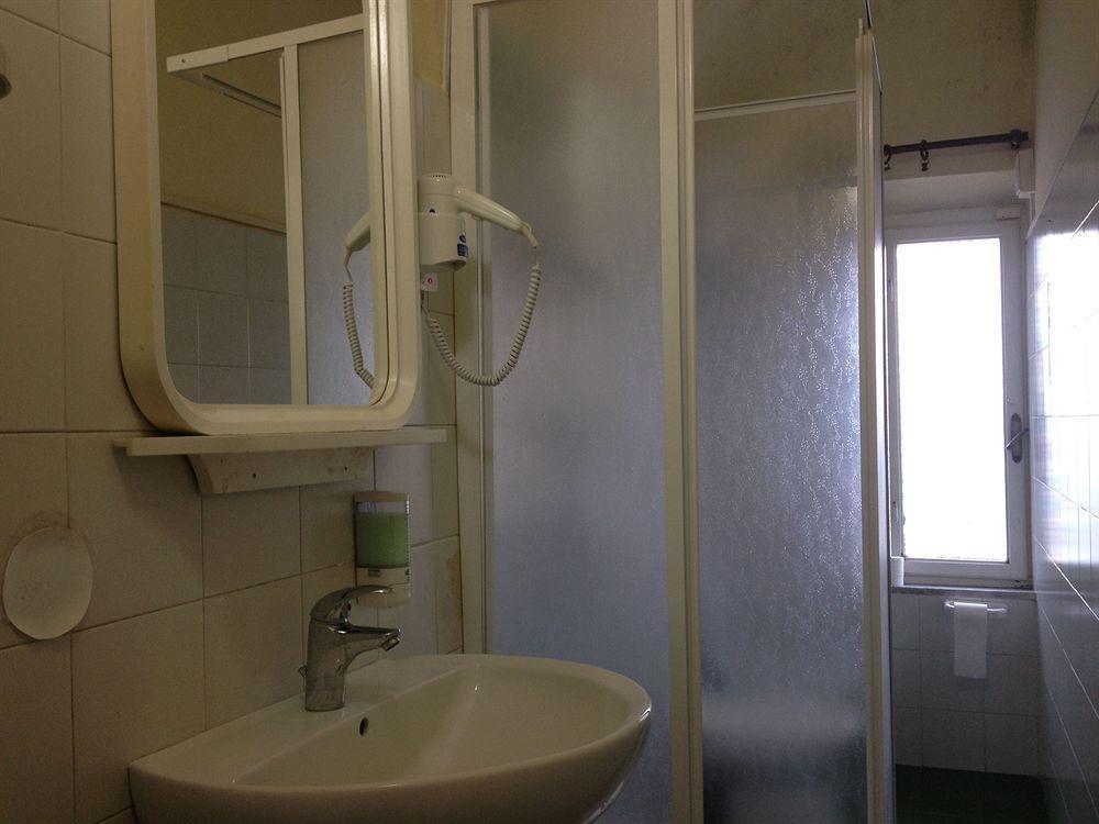 A Casa Doina Airport Guest house