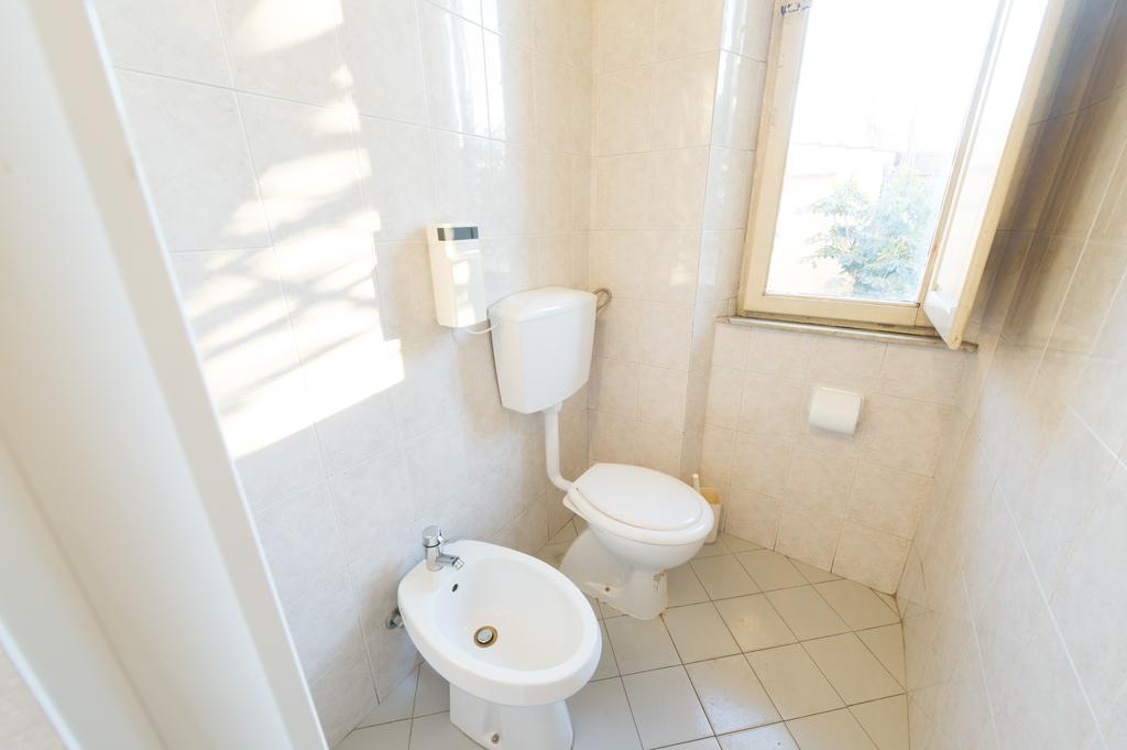 Moderno Khách sạn