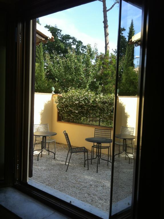 Bed & Breakfast La Voliera Bed & Breakfast *