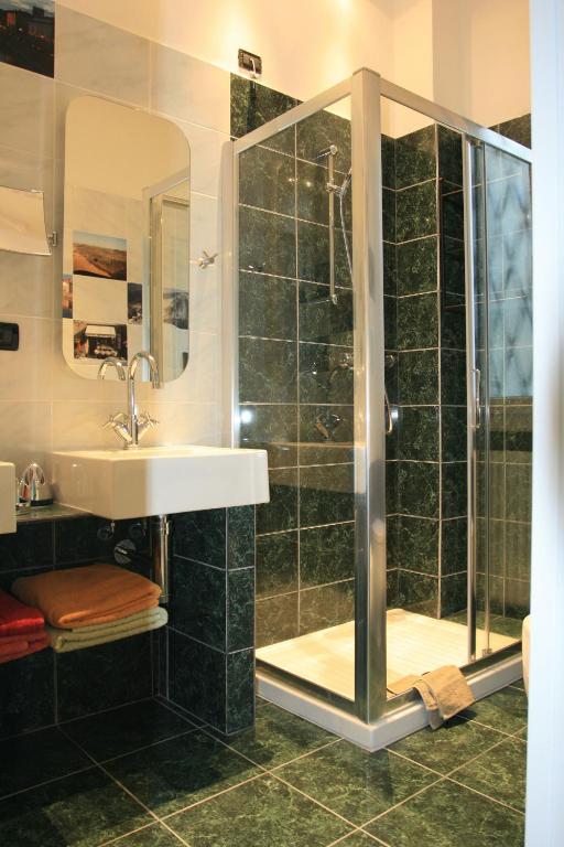 Tuscany Gallery Bed & Breakfast