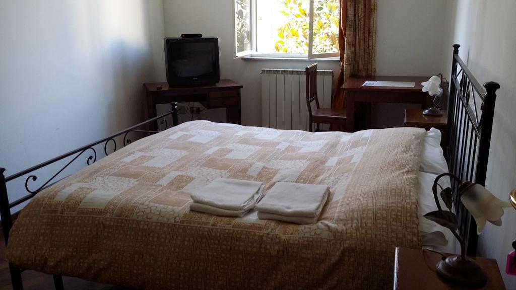 Tower's Garden Bed & Breakfast *