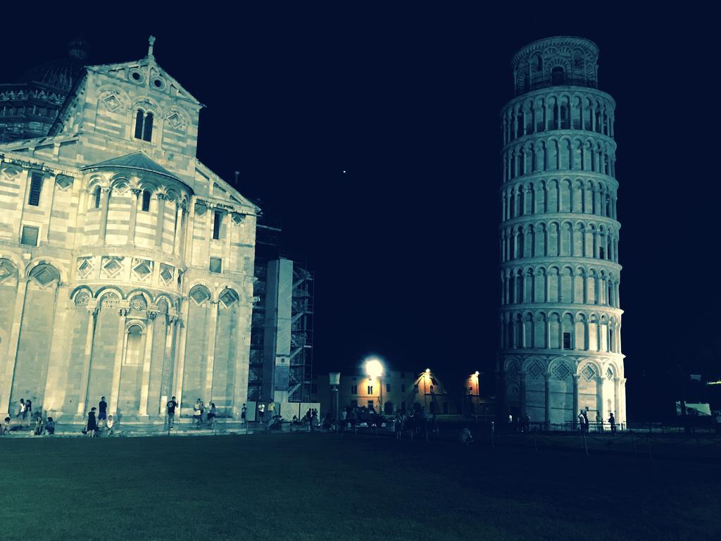 Lady Rose Pisa