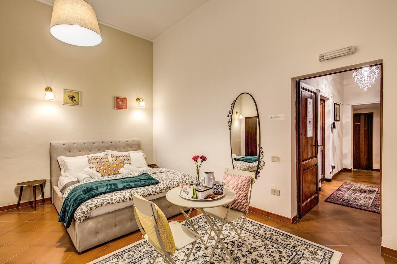 Aweshome Tower Garden Guest house 2*