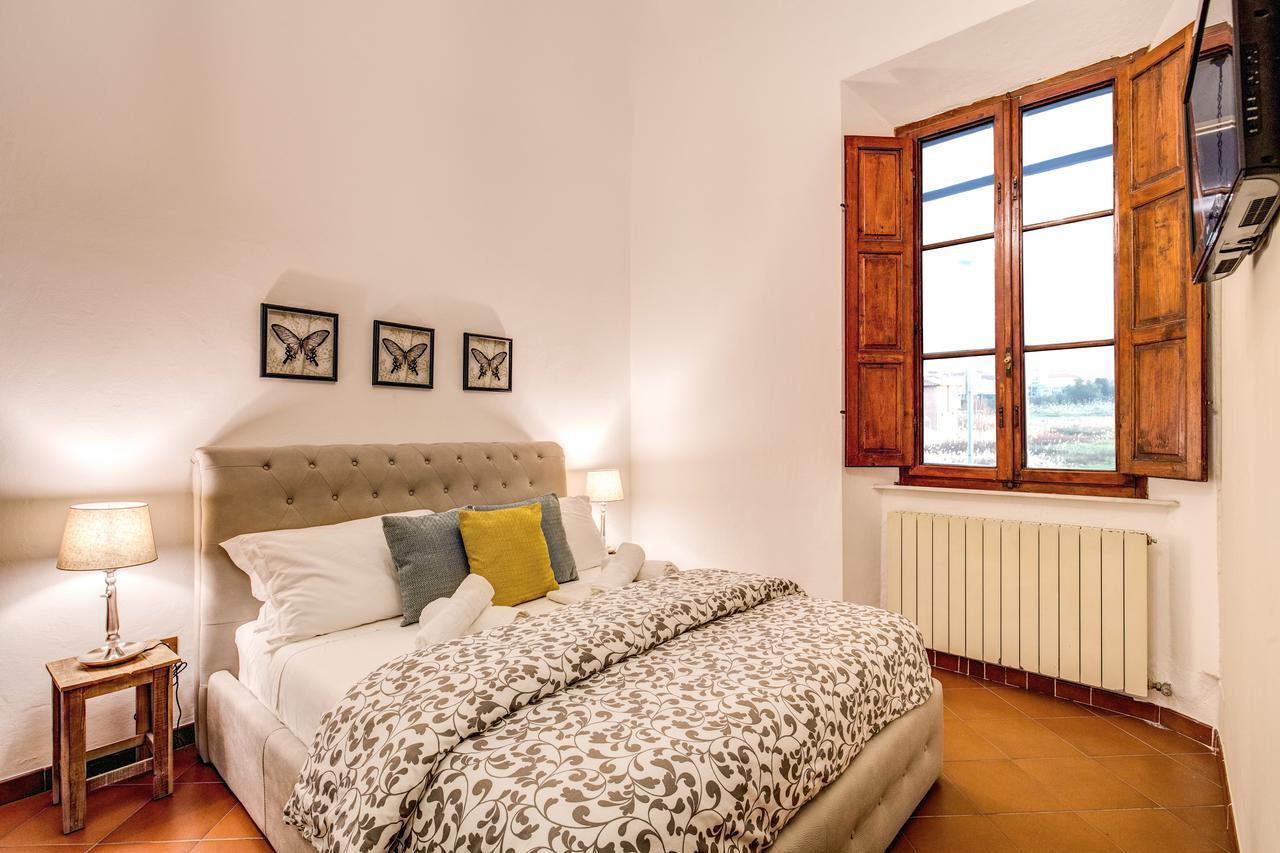Aweshome Tower Garden Guest house 2*