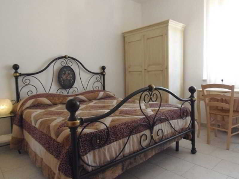 Lumiere Guest house 2*