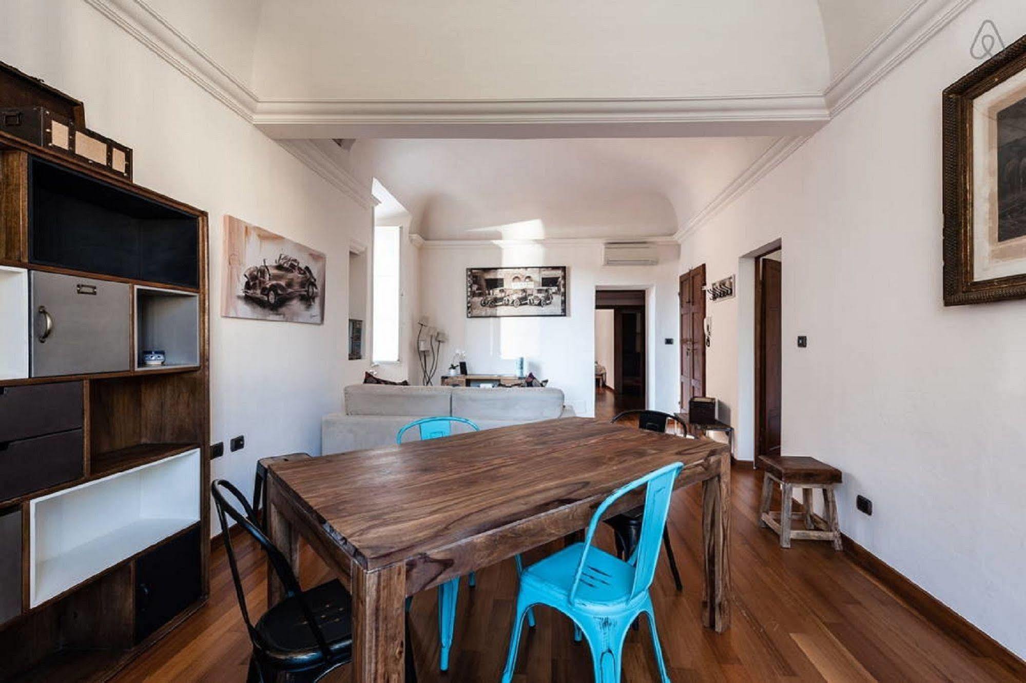 Inner City Apartment *