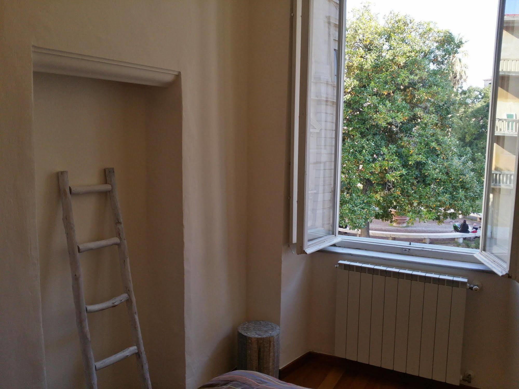 Inner City Apartment