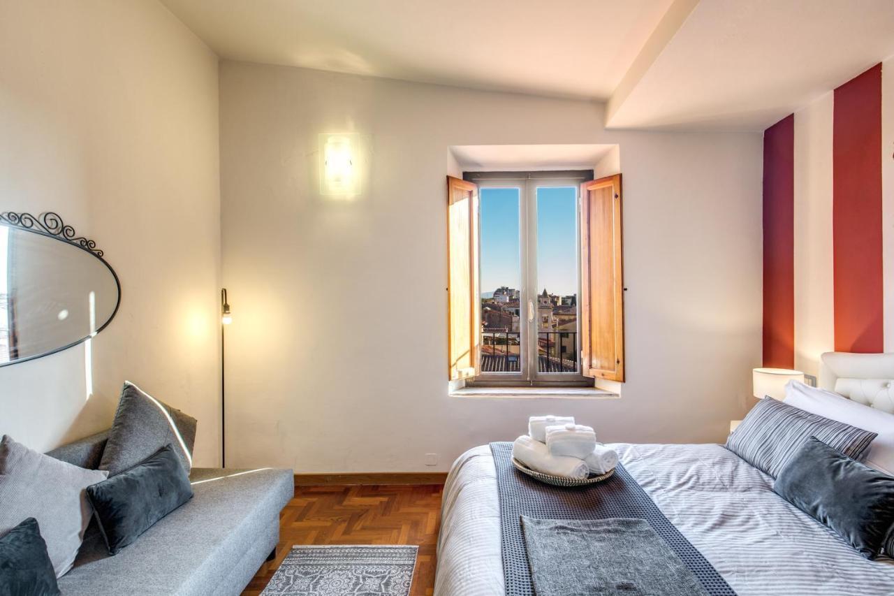 Apartment Aweshomeitaly - Lungarno Bellavista Penthouse *