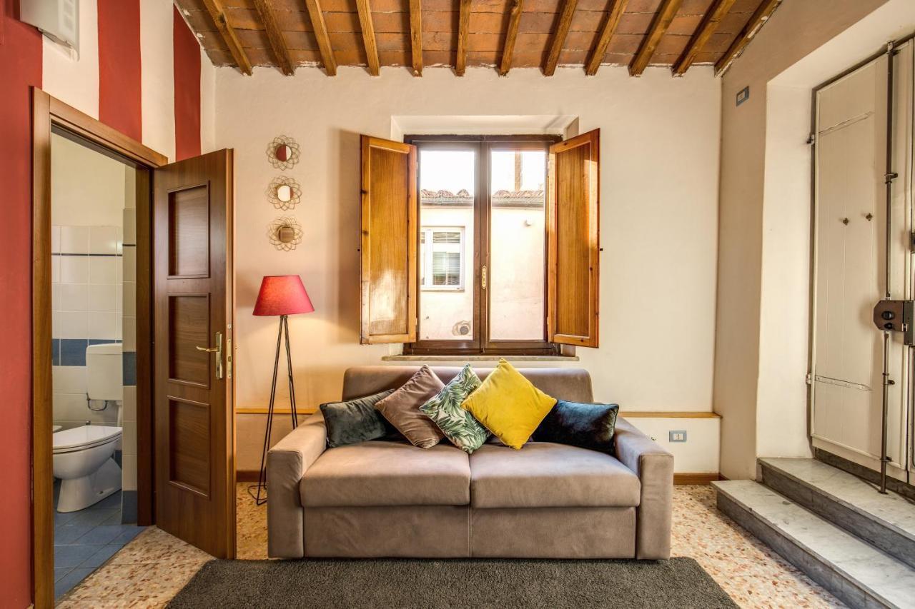 Aweshomeitaly - Lungarno Bellavista Penthouse *