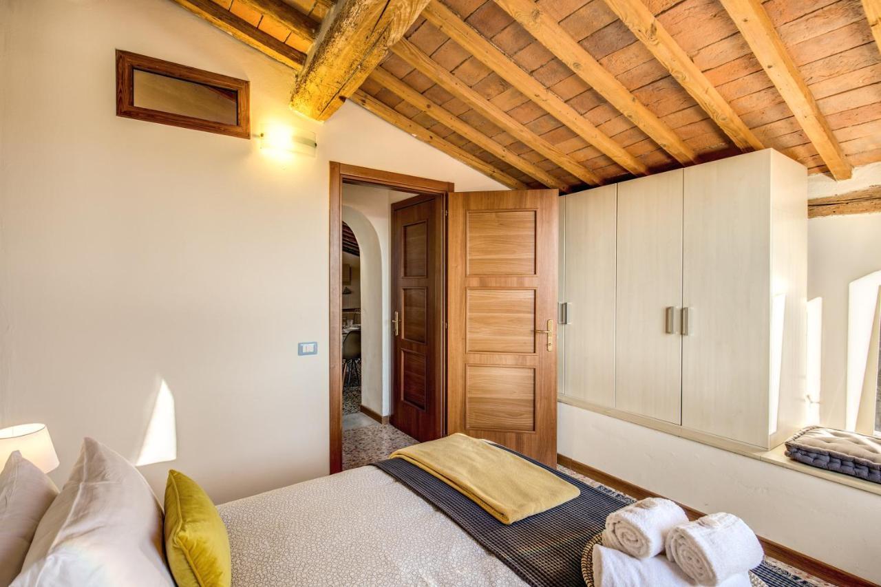 Apartment Aweshomeitaly - Lungarno Bellavista Penthouse