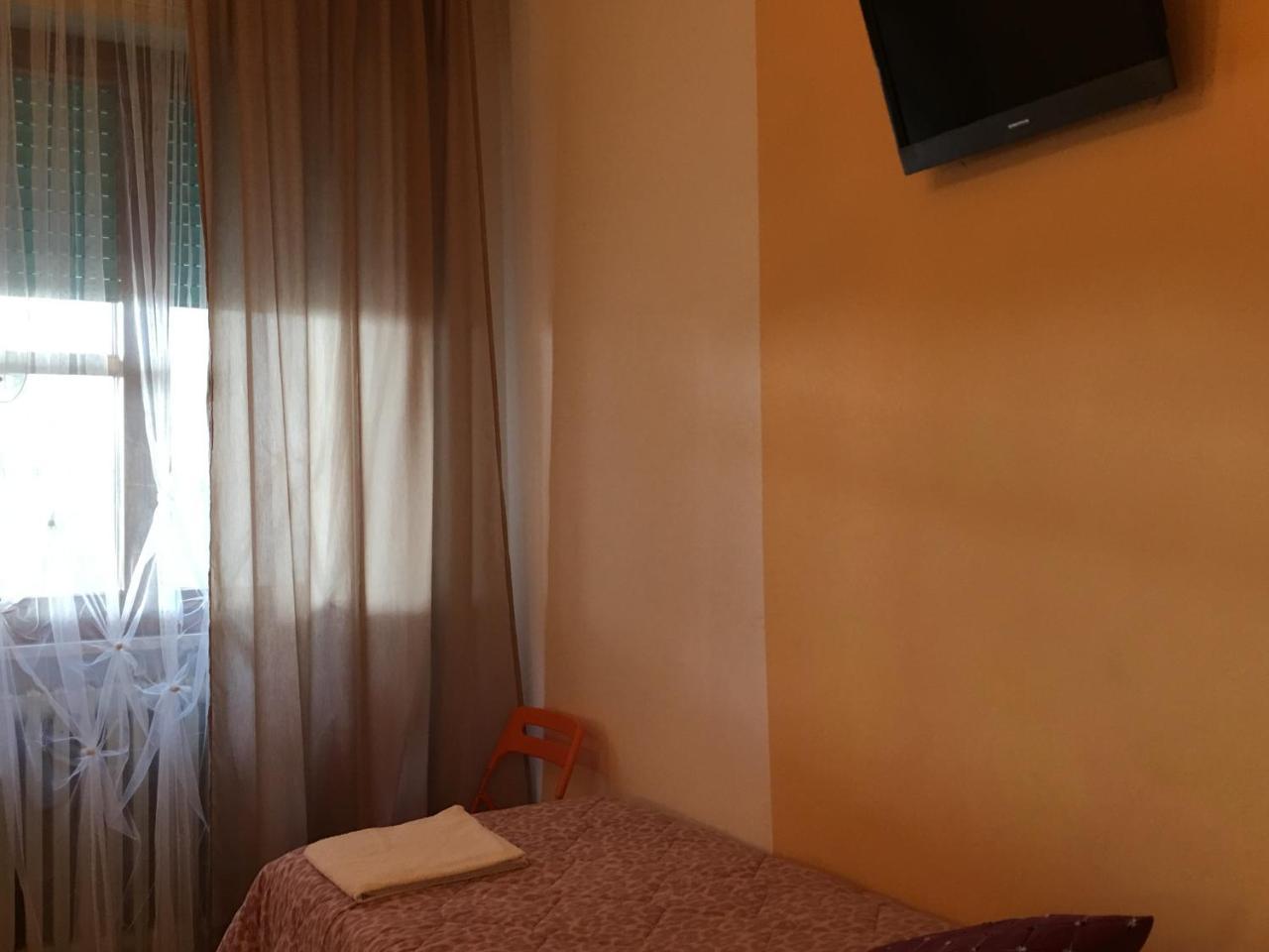A Casa Doina Airport 3* Pisa