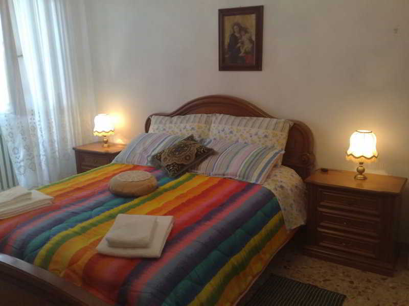A Casa Doina Airport Guest house