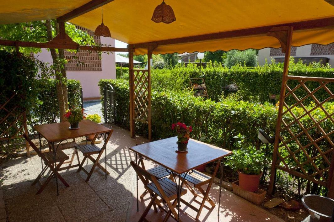 Acomodação com café da manhã  Alfieri Pisa
