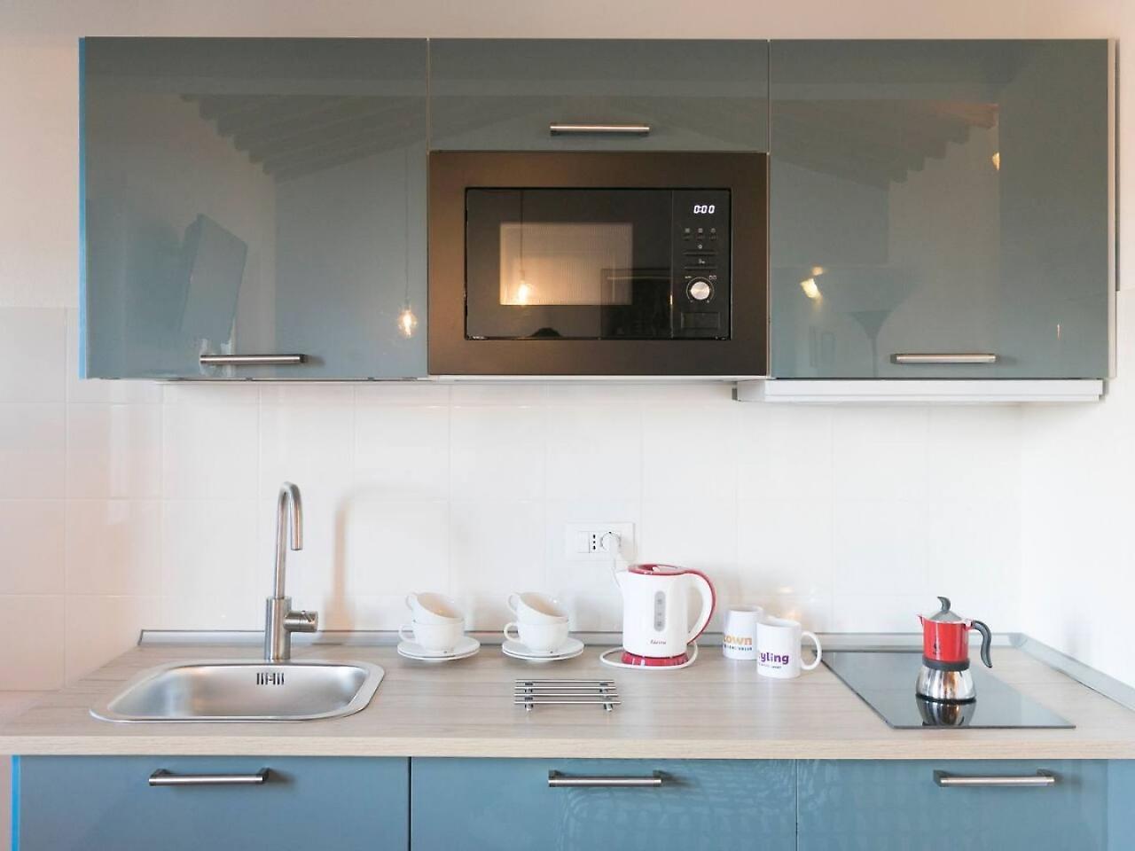 Altido Apt For 6 With Lovely Views 3 Mins To Corso Italia *