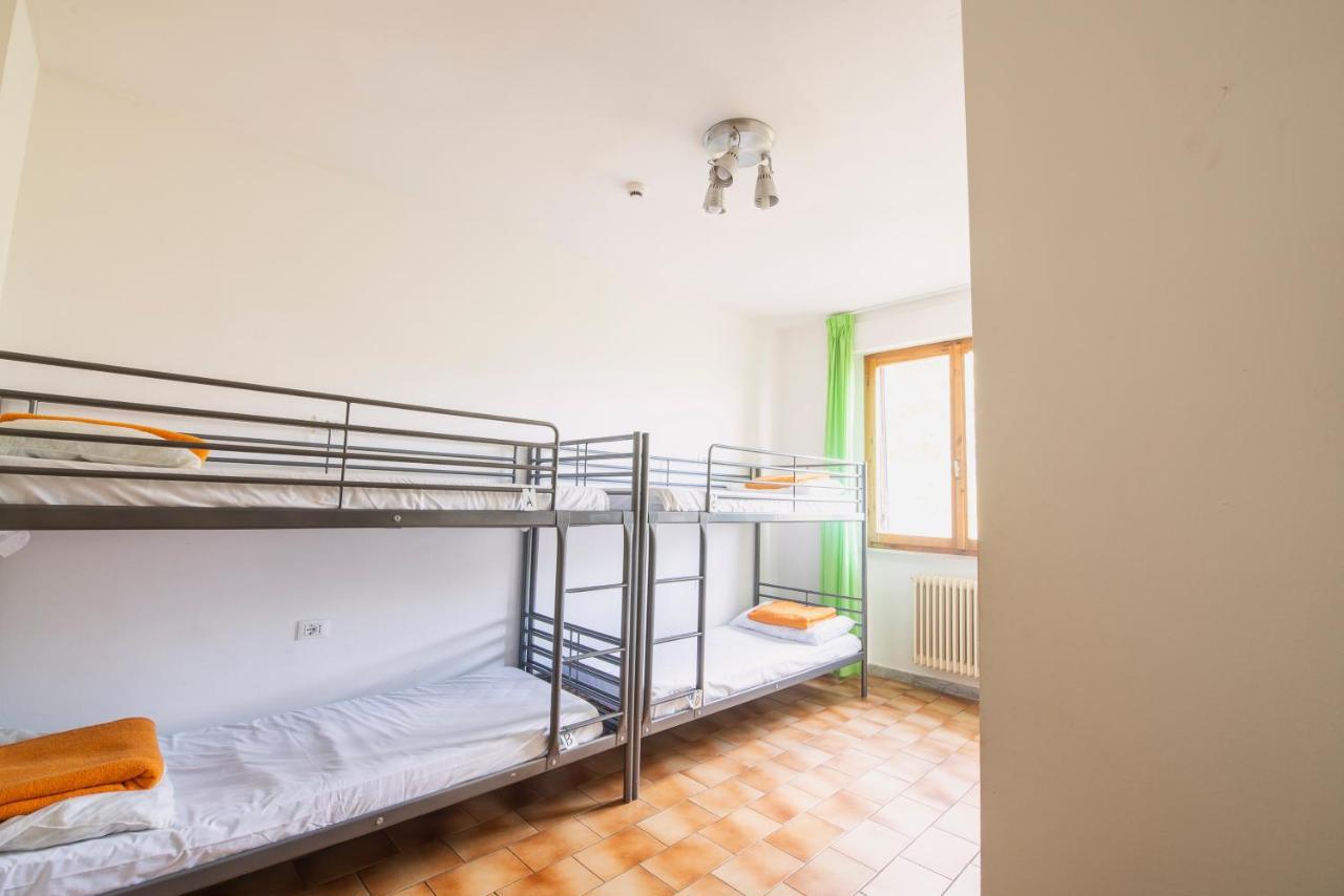 Safestay Hostel *